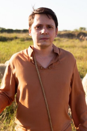 Character image for Elias