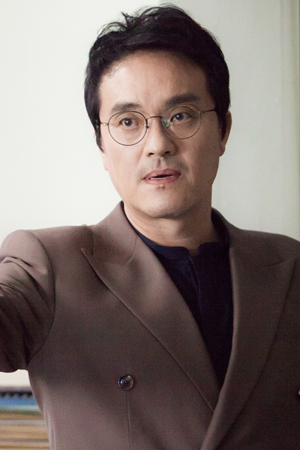 Character image for Min Jung Hak