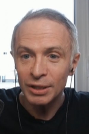 Character image for Présentateur