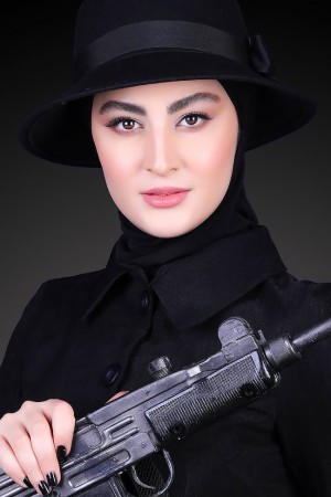 Character image for مریم مومن