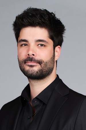 Character image for Esat Şansalan