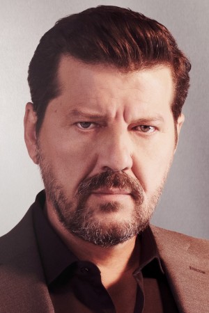 Character image for Tahsin Yenişehirli