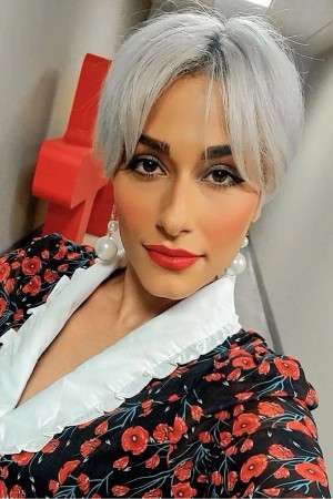 Character image for Arezoo