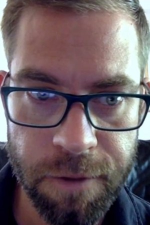 Character image for Simon