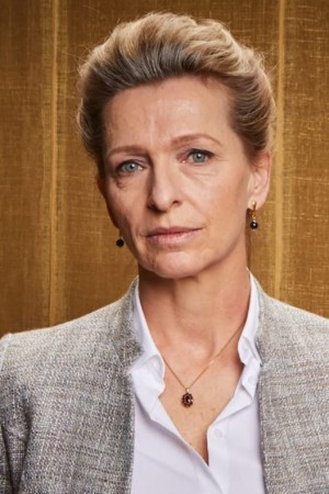 Character image for Caroline Praal