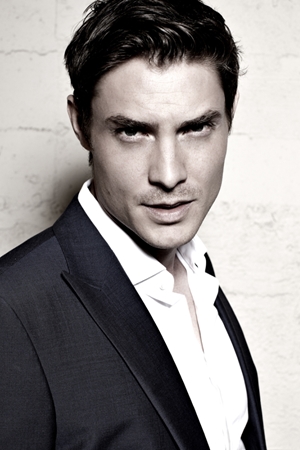 Character image for Robert Henstridge