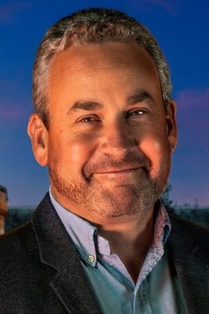 Character image for Hugo