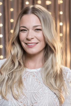 Character image for LeAnn Rimes (coach)