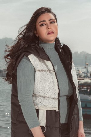 Character image for Mona