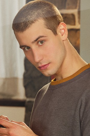 Character image for Iván