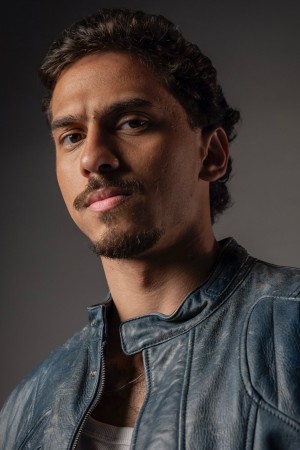 Character image for Roberto