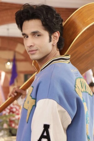Syed Raza Ahmed as Nawab Brar on Tu Juliet Jatt Di