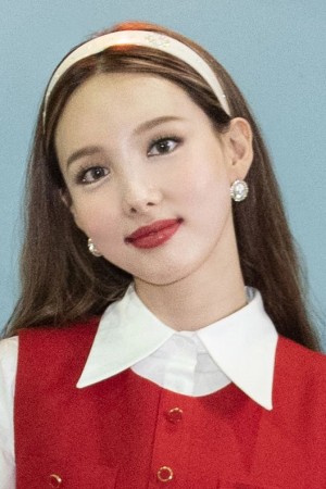 Character image for Nayeon 