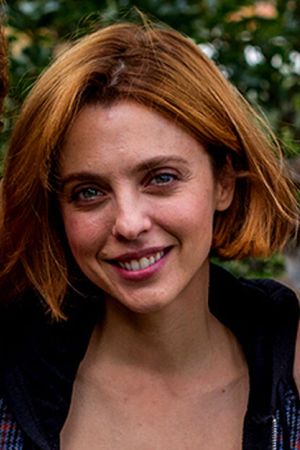 Character image for María