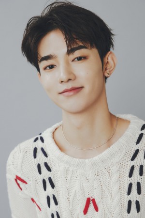 Zhāng Hào as Hao on ZB1_more