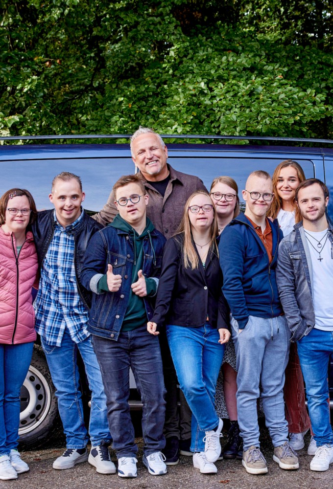 Down the Road (NL) Image