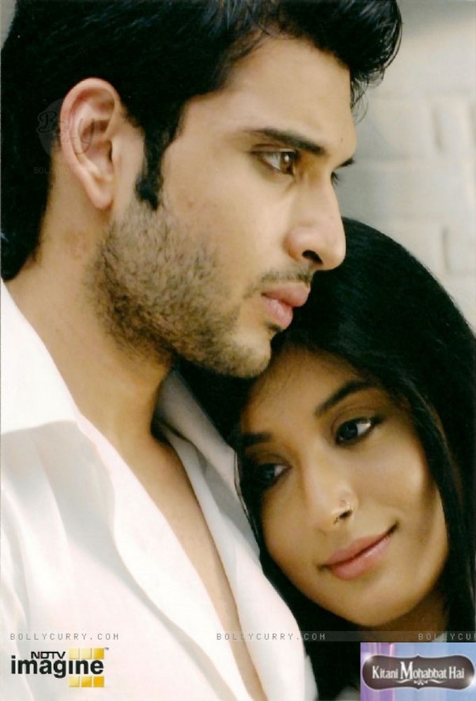 Kitani Mohabbat Hai series poster