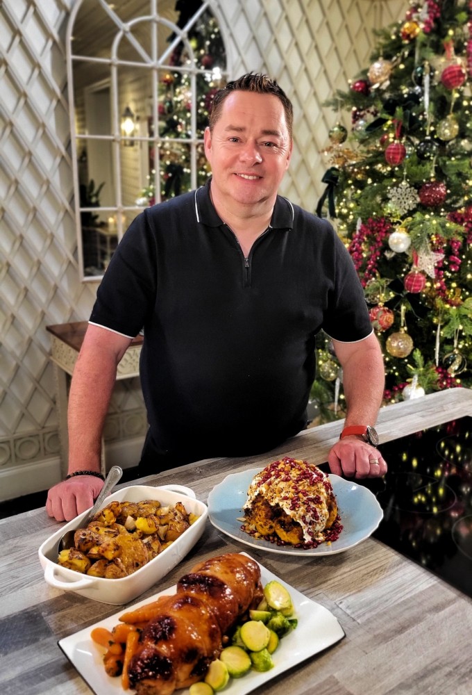 Neven's Christmas at Cashel Image