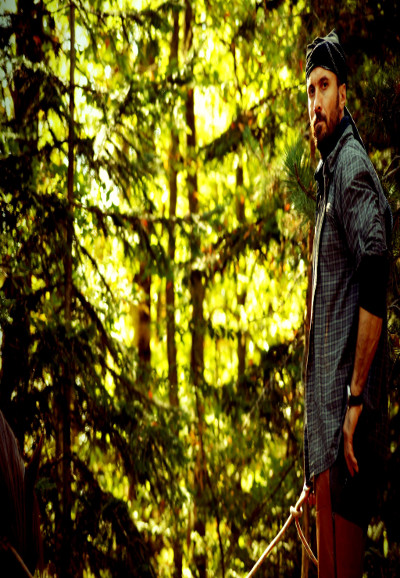 Doğadaki İnsan series poster